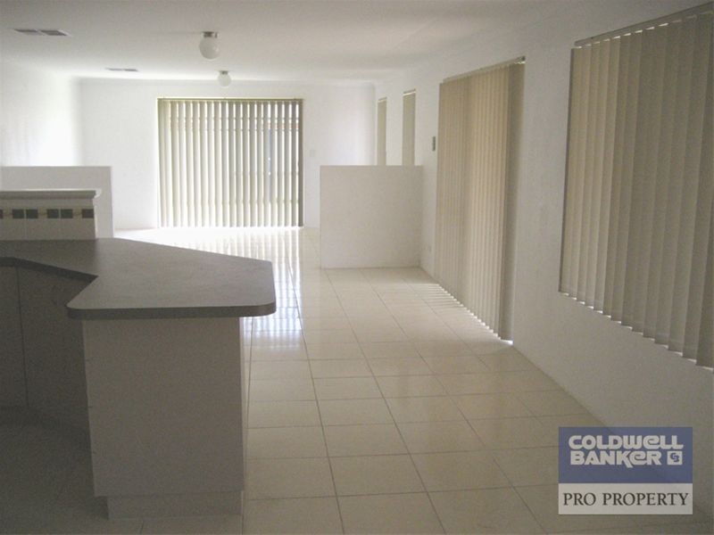 35  Araluen Crescent, Bertram WA 6167