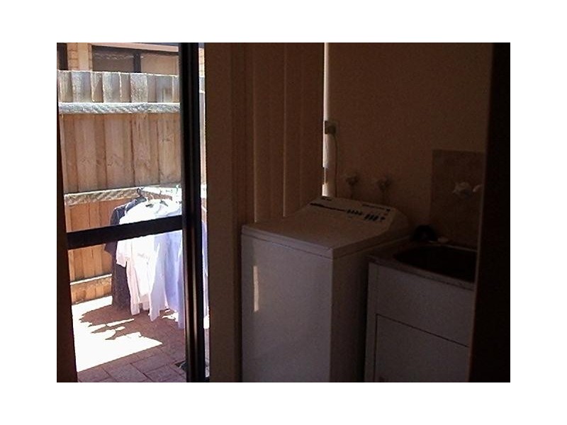 4 / 23 – 25  Sydenham Street, Rivervale WA 6103