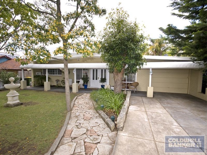 60   Kitchener Road, Melville WA 6156