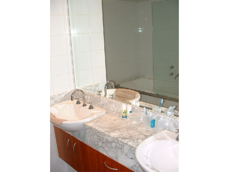 6/20  Royal Street, East Perth WA 6004