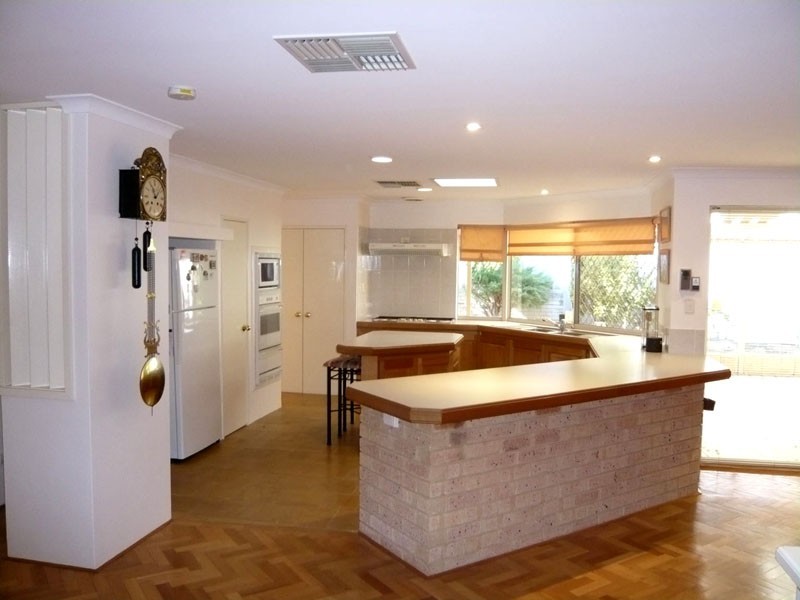 8  Hatherley Parade, Winthrop WA 6150