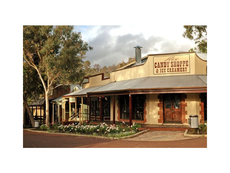 Lot 923  Brookdale Glades, Brookdale WA 6112