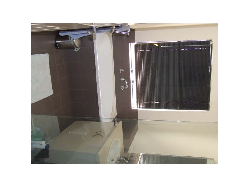 5  Alandale Bend, Banksia Grove WA 6031