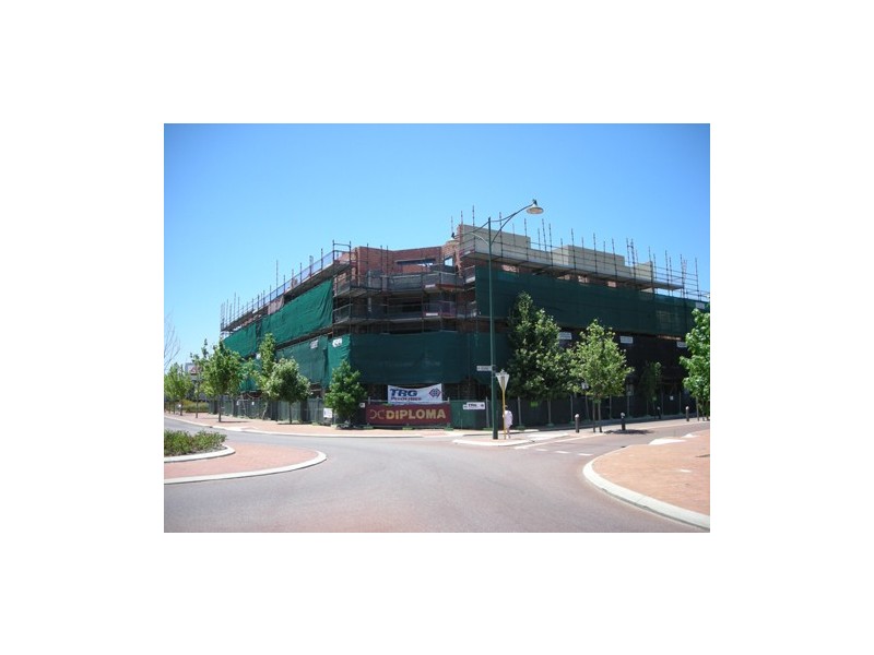 23/10  keane Street, Midland WA 6056
