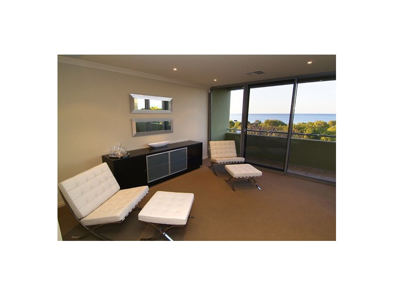 5/700 Caves Road, Yallingup WA 6282