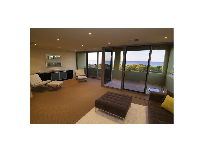 5/700 Caves Road, Yallingup WA 6282