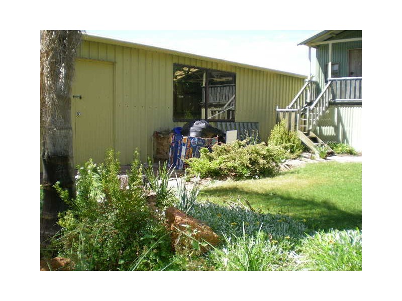 27  Ledger Street, Warnbro WA 6169