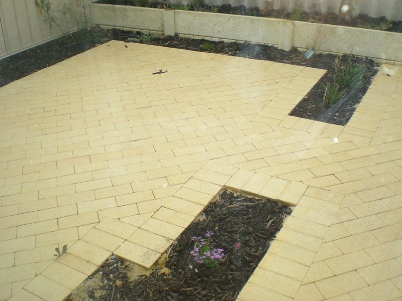 7/11  Choseley Place, Langford WA 6147