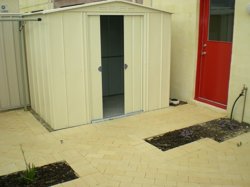 7/11  Choseley Place, Langford WA 6147