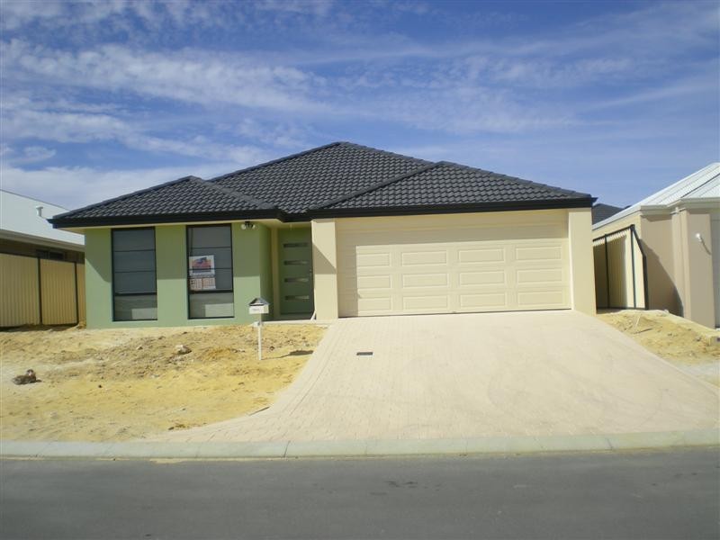 6 Chattanooga Vista, Clarkson WA 6030