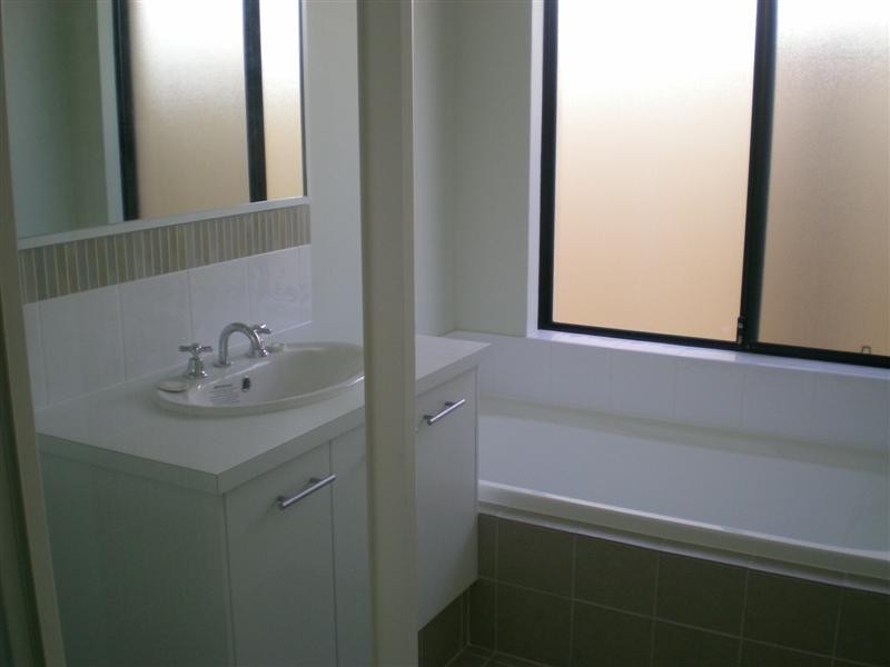 6 Chattanooga Vista, Clarkson WA 6030