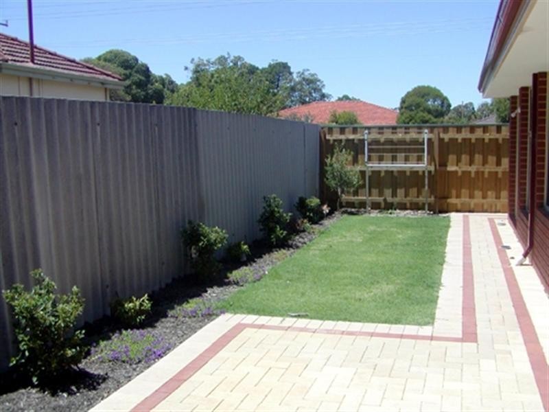 28  Harris Street, Carlisle WA 6101