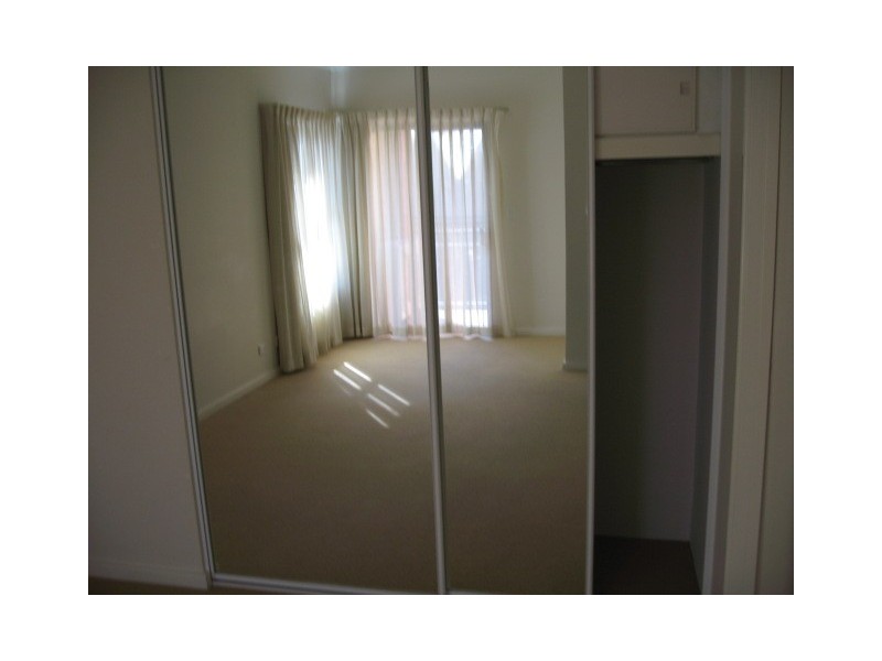 7/20  Saunders Street, East Perth WA 6004