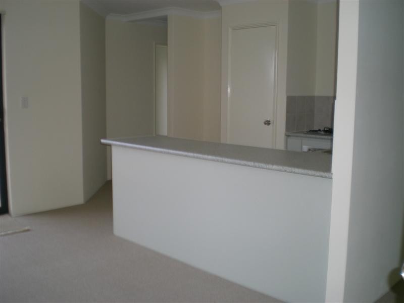 1/11  Priest Road, Landsdale WA 6065