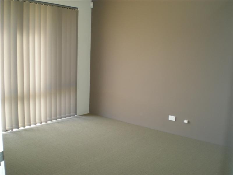 30  Chattanooga Vista, Clarkson WA 6030