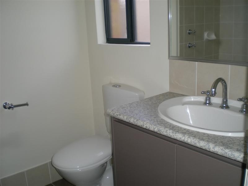 5/11  Priest Road, Landsdale WA 6065