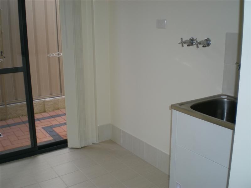 5/11  Priest Road, Landsdale WA 6065