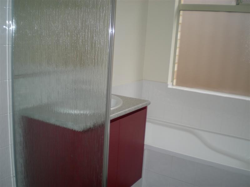 6/11  Priest Road, Landsdale WA 6065