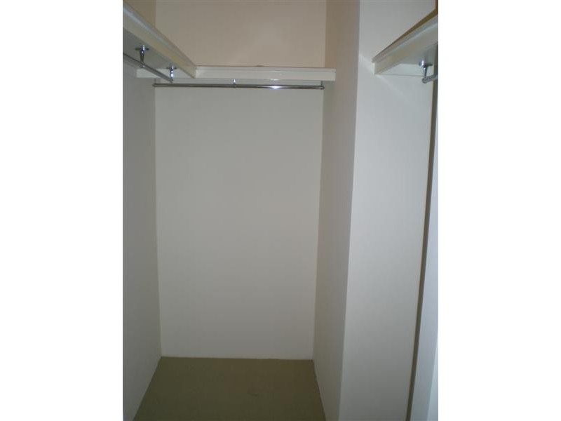 9/11  Priest Road, Landsdale WA 6065