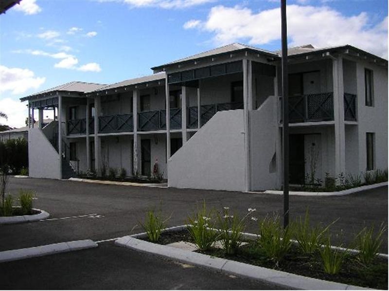 24/1  Fitzroy Road, Rivervale WA 6103