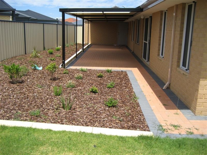 35  Araluen Crescent, Bertram WA 6167