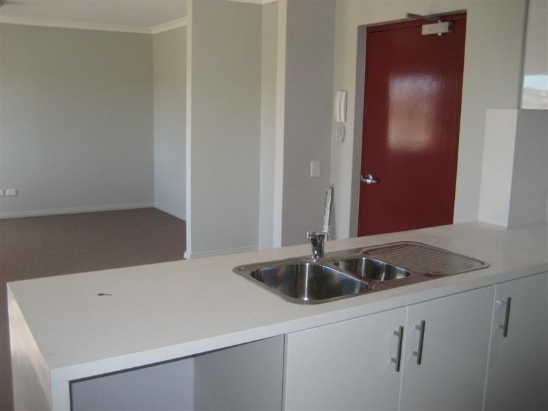 3/42  Keane Court (corner of The Crescent), Midland WA 6056