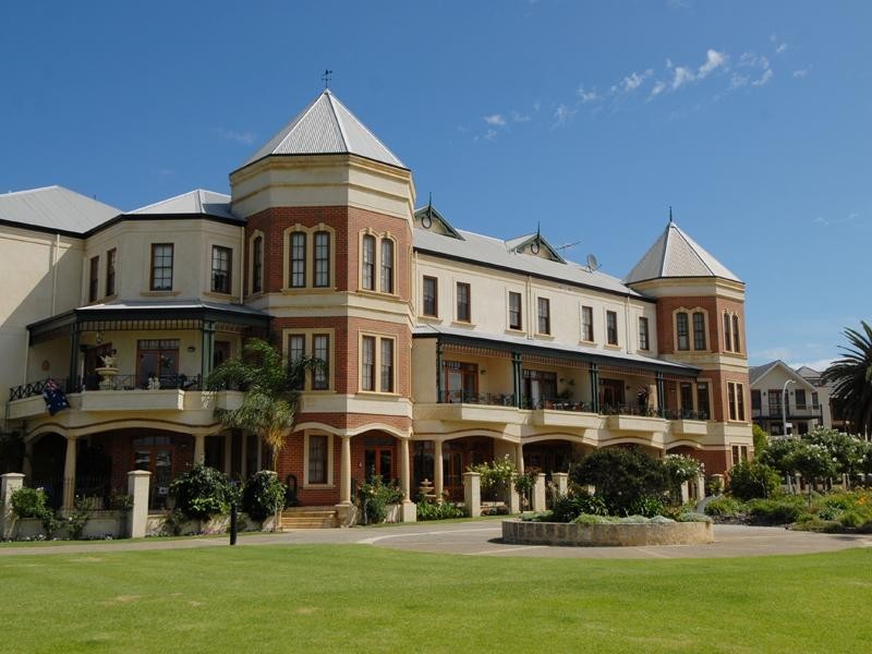 9/12   Doepel Street, North Fremantle WA 6159