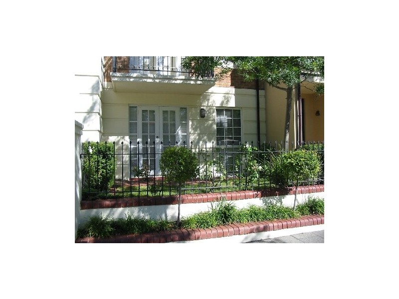 2/7  Shenton Street, Northbridge WA 6003