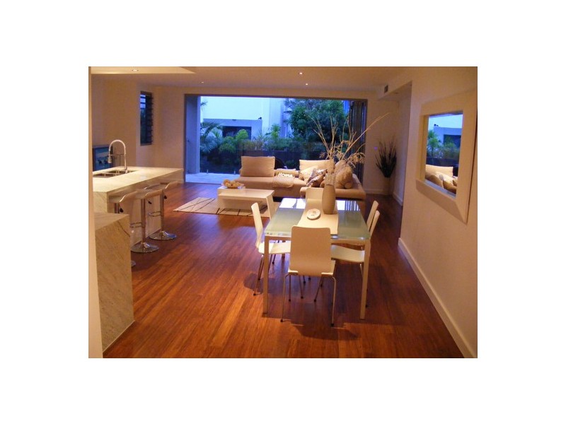 1,2,3/89 Seagulls Ave.,, Mermaid Beach QLD 4218