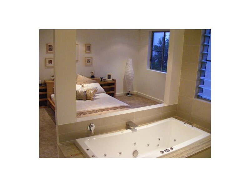 1,2,3/89 Seagulls Ave.,, Mermaid Beach QLD 4218