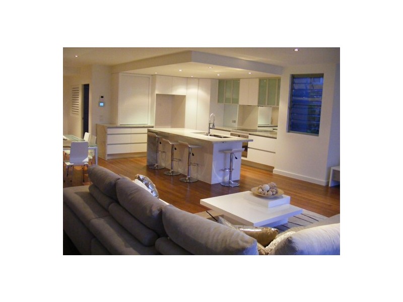 1,2,3/89 Seagulls Ave.,, Mermaid Beach QLD 4218