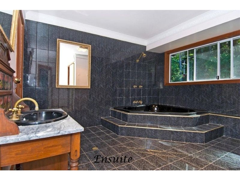 1542 Currumbin Creek Rd.,, Currumbin Valley QLD 4223