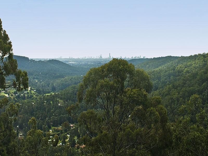 Bonogin QLD 4213