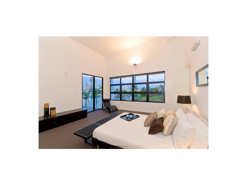 91  Gibraltar Drive, Isle Of Capri QLD 4217