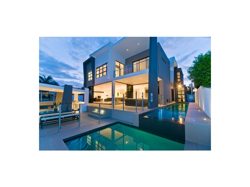 91  Gibraltar Drive, Isle Of Capri QLD 4217