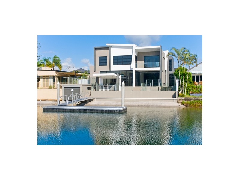 91  Gibraltar Drive, Isle Of Capri QLD 4217