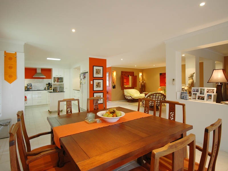 13A Garden Grove, Carrara QLD 4211