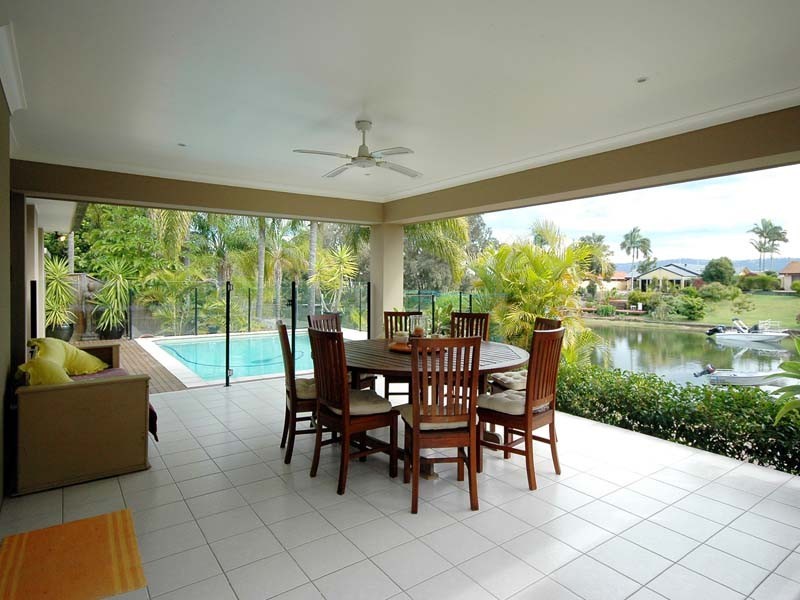 13A Garden Grove, Carrara QLD 4211