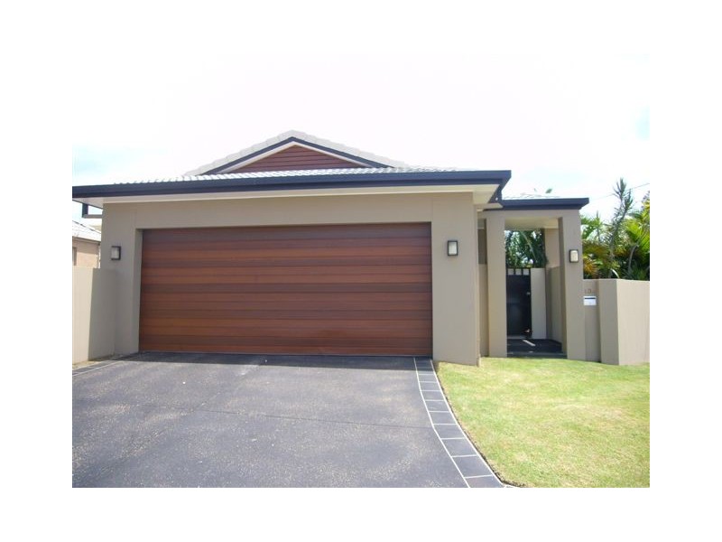 13A Garden Grove, Carrara QLD 4211