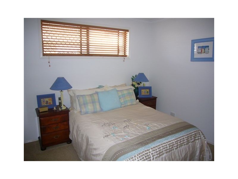13A Garden Grove, Carrara QLD 4211