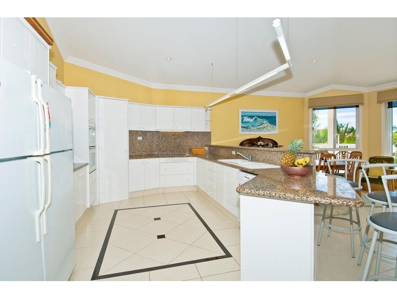 59 Blair Athol, Sorrento QLD 4217