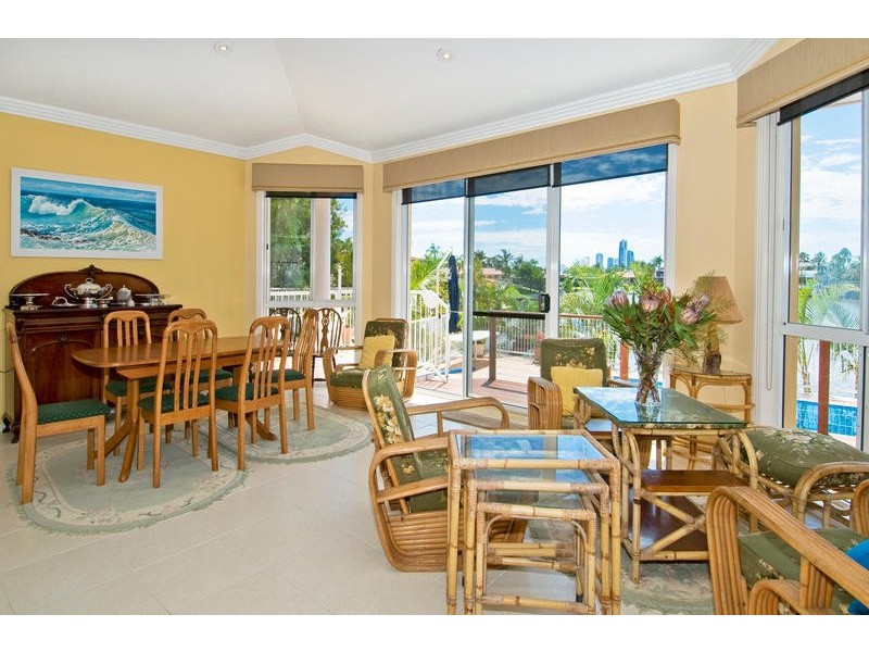 59 Blair Athol, Sorrento QLD 4217