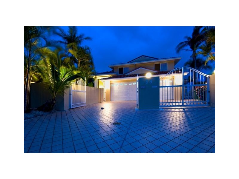 59 Blair Athol, Sorrento QLD 4217