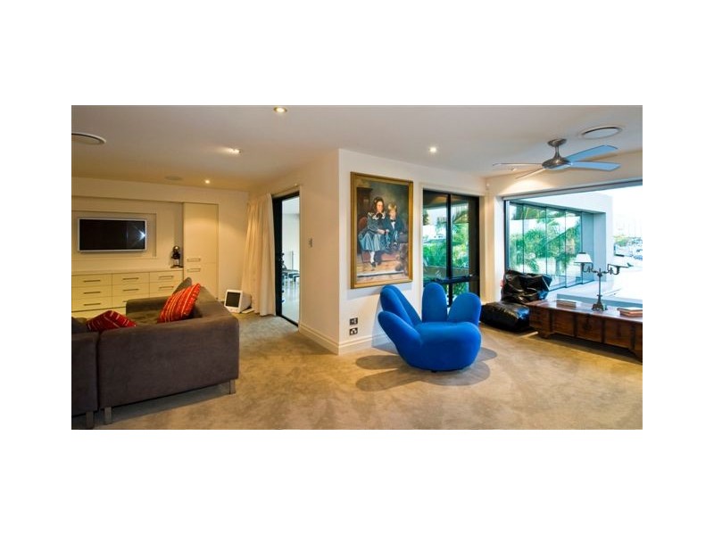 Paradise Waters QLD 4217