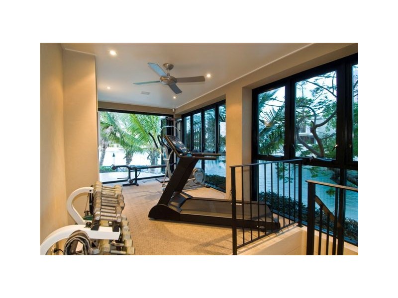 Paradise Waters QLD 4217