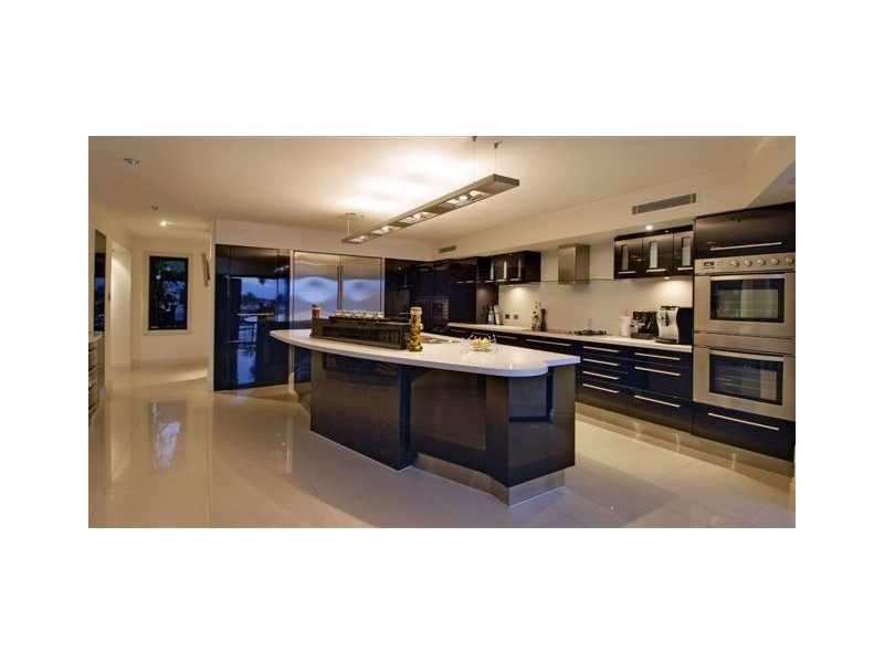 Paradise Waters QLD 4217