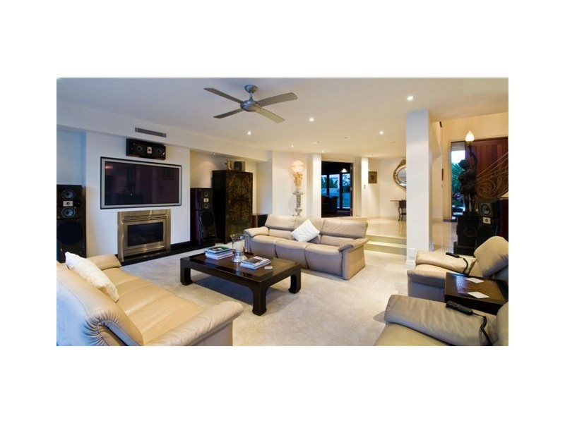 Paradise Waters QLD 4217