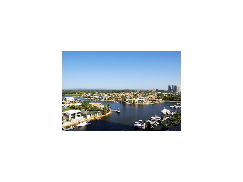 61/5 Admiralty Drive, Paradise Waters QLD 4217