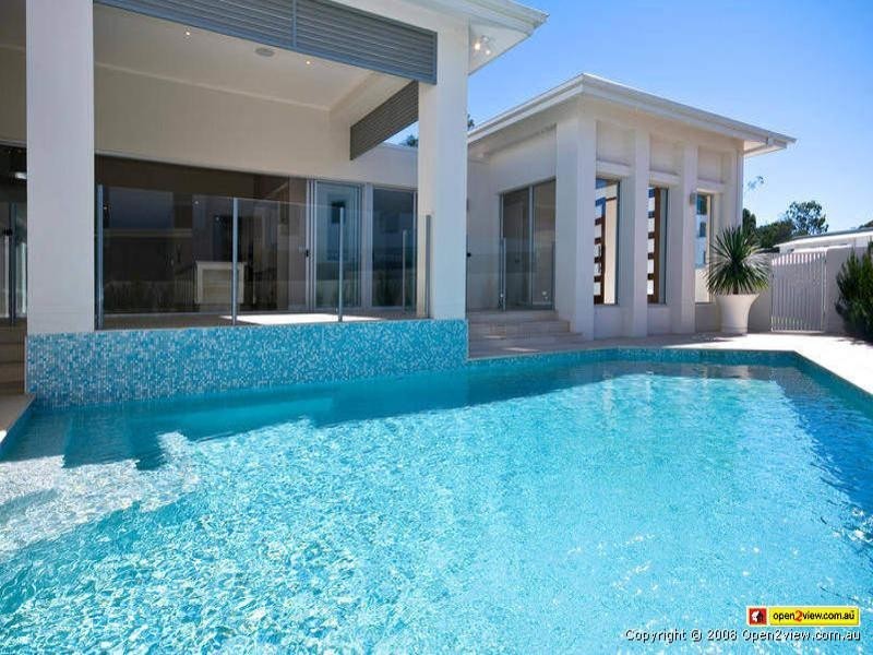 5004 Riverwood Grove, Royal Pines, Ashmore QLD 4214