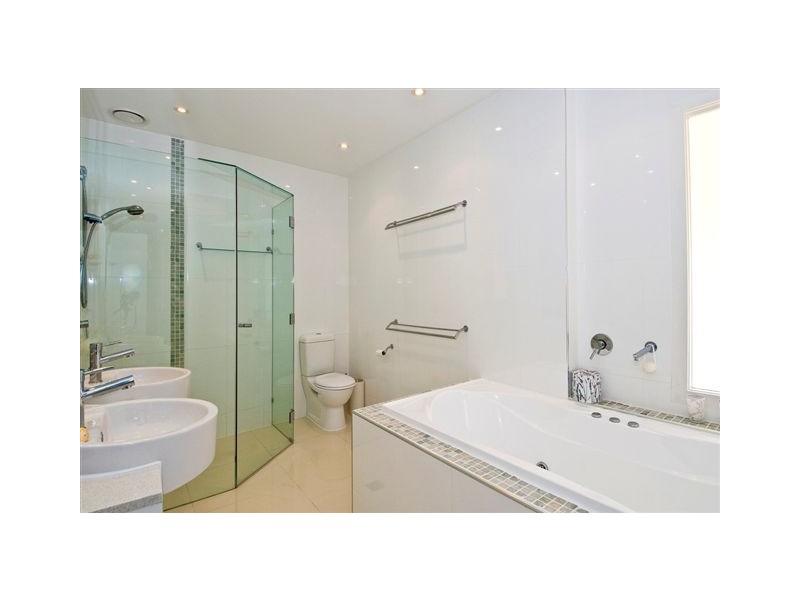 647 Trees road, Tallebudgera Valley QLD 4228